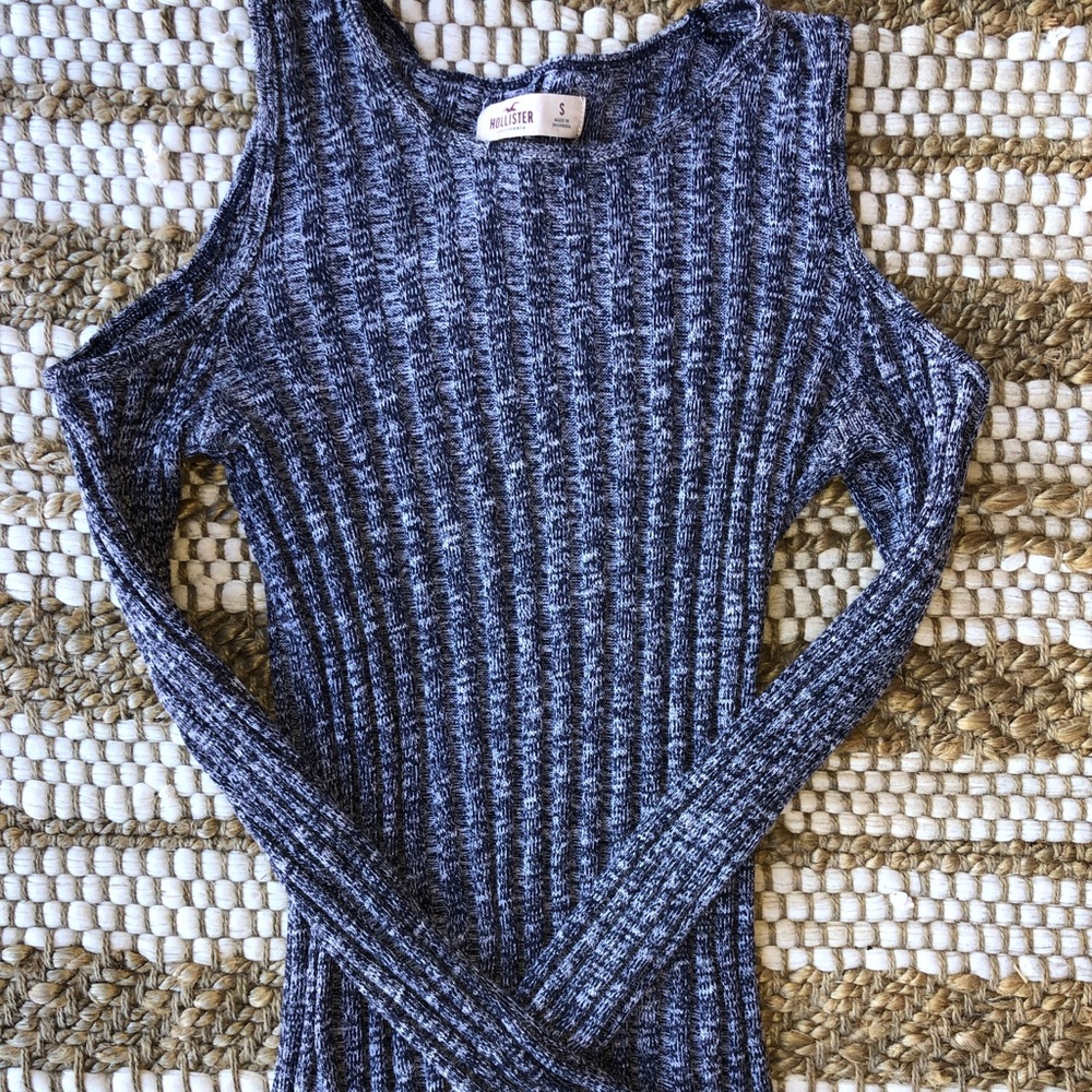 Open Shoulder Long Sleeve Thin Sweater